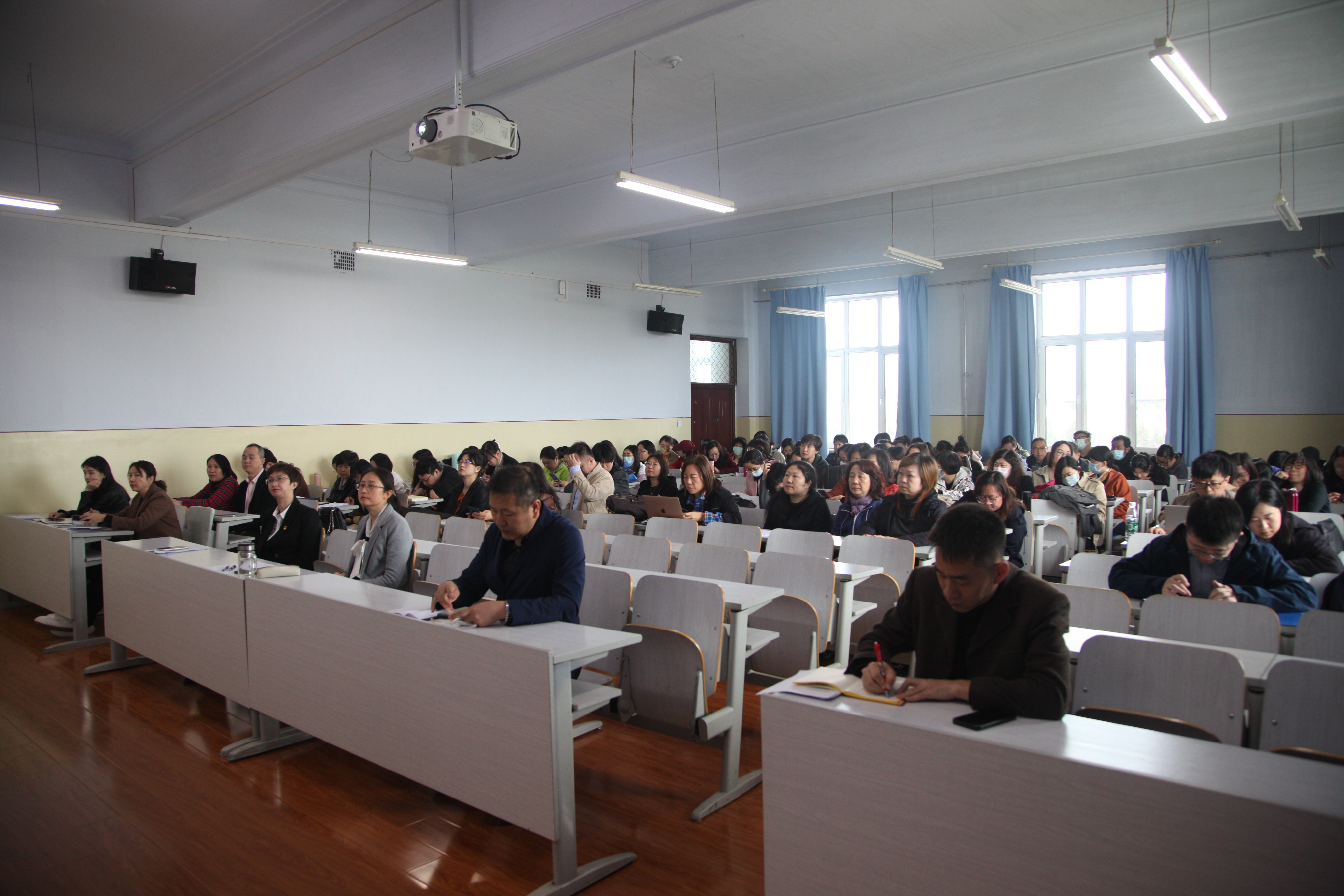 MKsports召开党纪学习教育警示教育会
